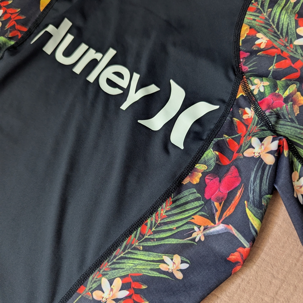 Hurley Floral Rash Guard - Picture 2 of 5
